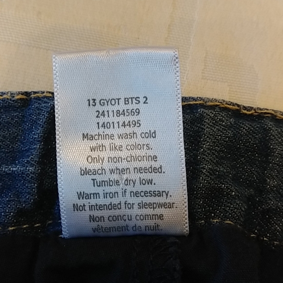 Gymboree Jean Skirt With Attached Shorts - Picture 8 of 8